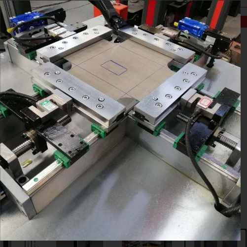 1691721155863265.png 雙軸雙向拉伸試驗機 醫(yī)學多方向50KN1.png